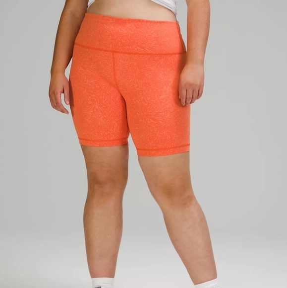 Lululemon Wunder Train High-Rise Short 8" - Picture 2 of 7